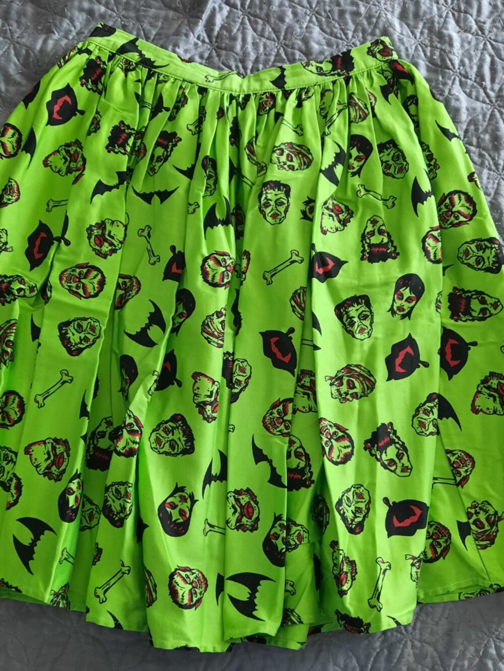Deadly Dames monster skirt - Picture 2 of 2